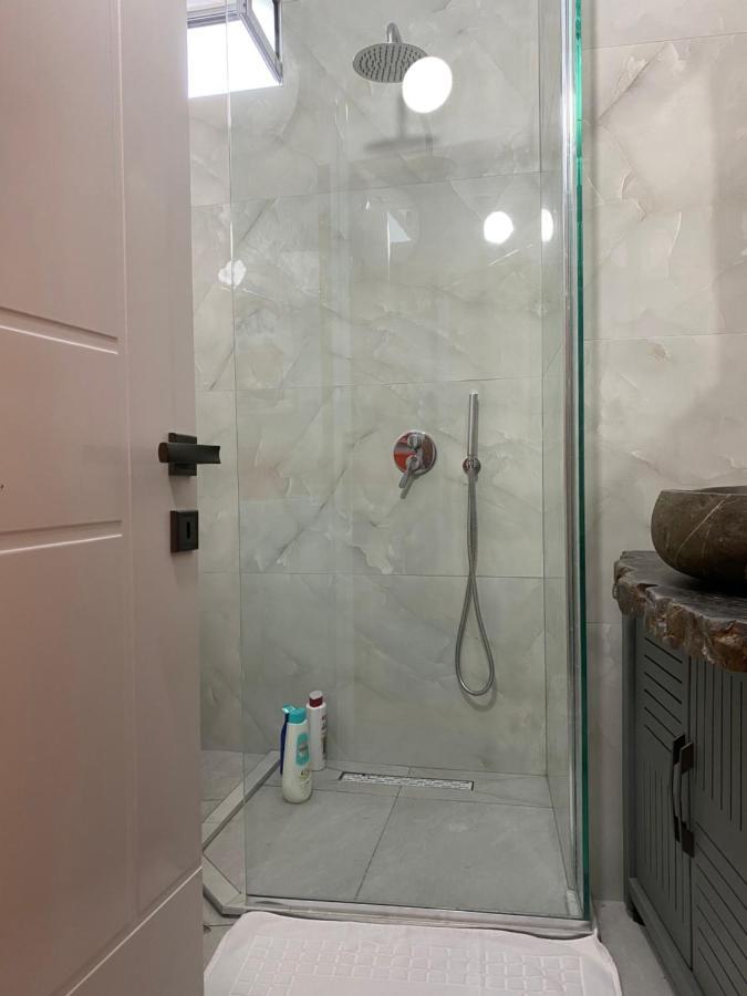 Saranda Dreamland House Apartment Luaran gambar